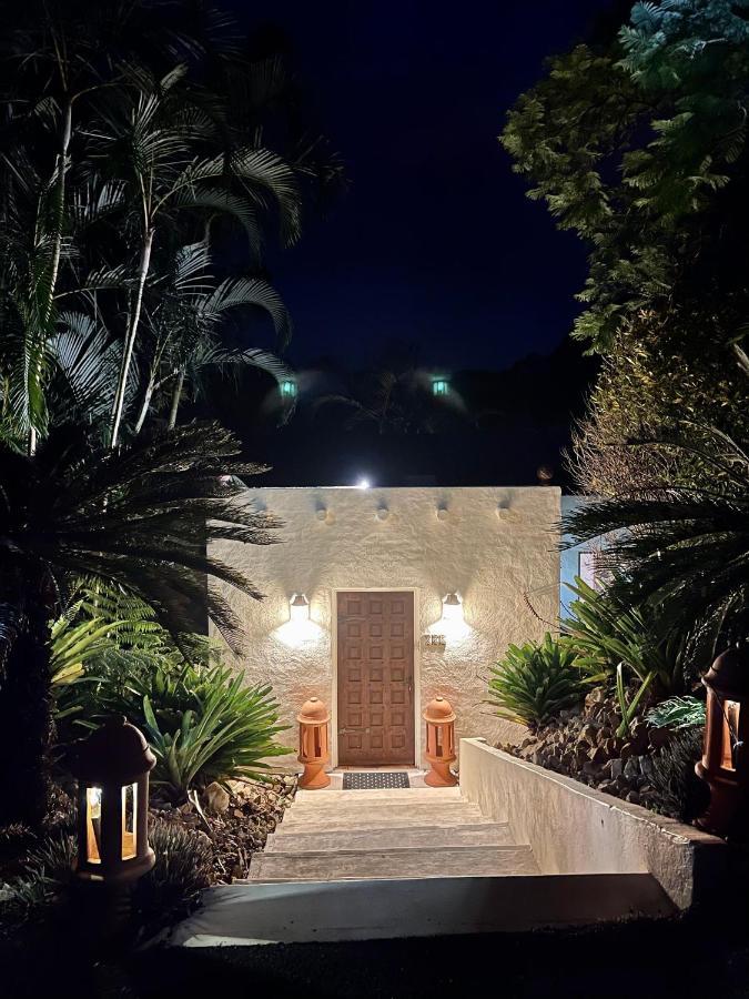 Sensom Luxury Bed&Breakfast Sapphire Beach Eksteriør billede